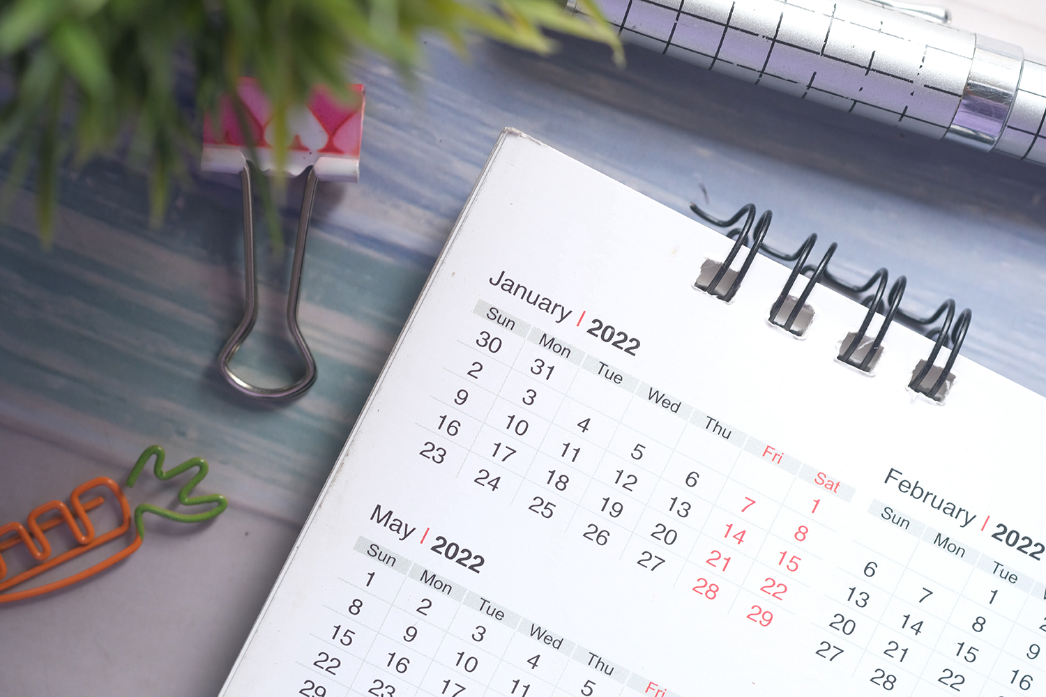 calendar-showing-january-2022