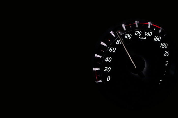 car-dashboard-showing-acceleration