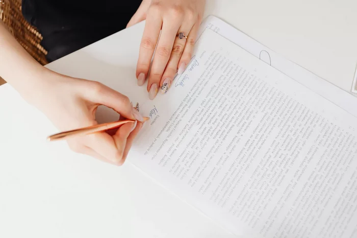 woman-signing-a-contract
